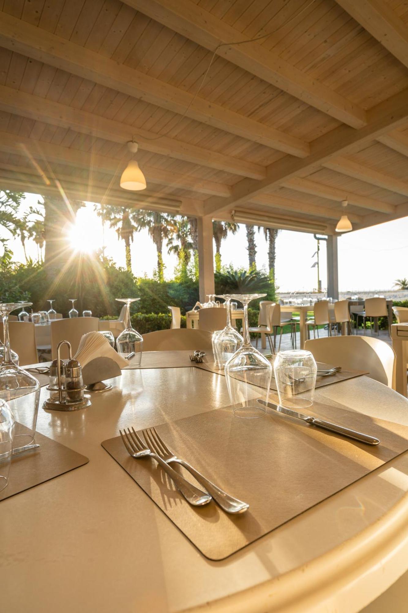 Le Dune Beach Club Мессіна Екстер'єр фото